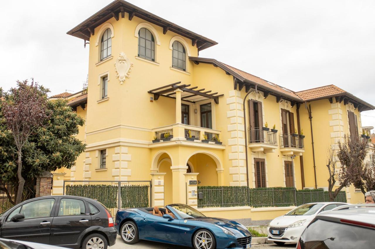 كوزنسا Il Palazzo - Luxury Home & Event المظهر الخارجي الصورة