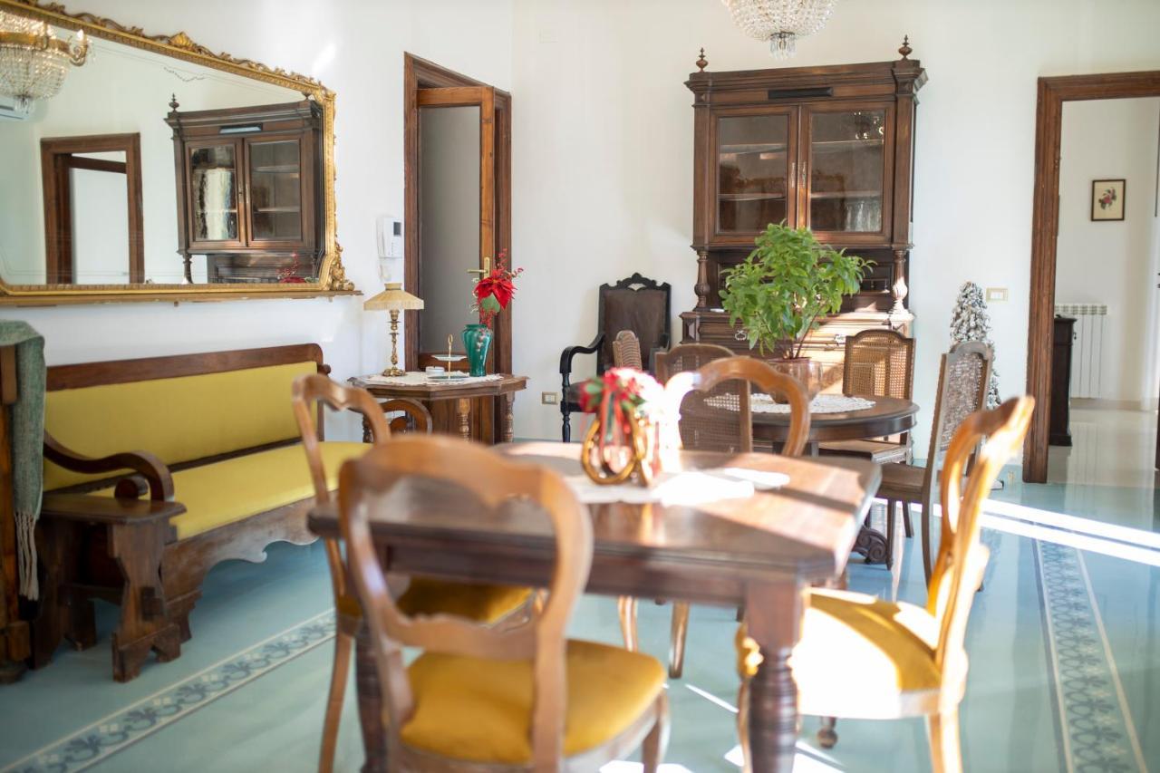 كوزنسا Il Palazzo - Luxury Home & Event المظهر الخارجي الصورة