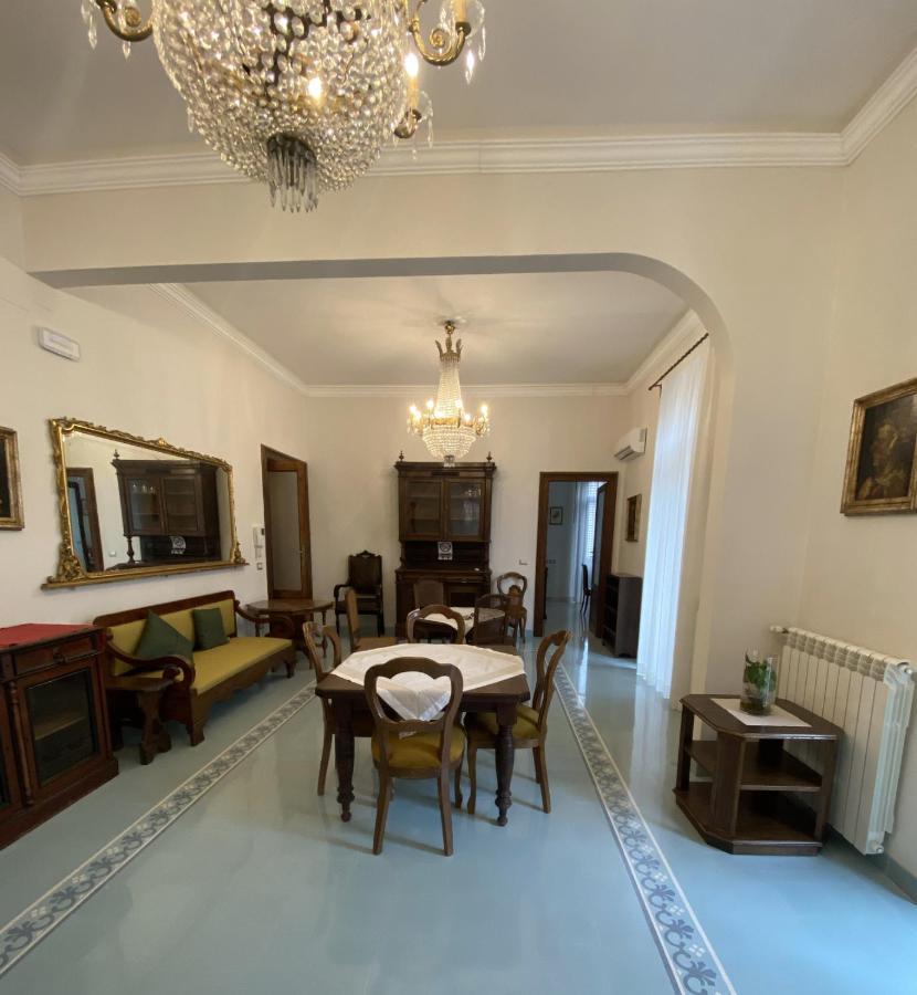كوزنسا Il Palazzo - Luxury Home & Event المظهر الخارجي الصورة