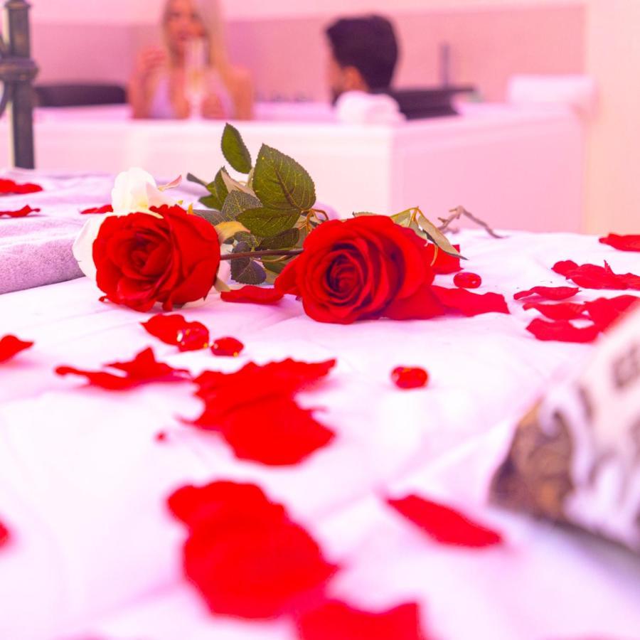 كوزنسا Il Palazzo - Luxury Home & Event المظهر الخارجي الصورة